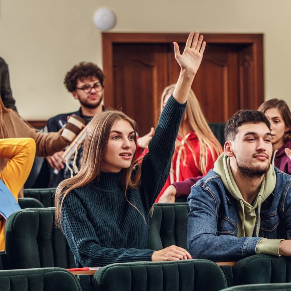 國際企業管理碩士班 (International MBA) – 英國白金漢郡新大學