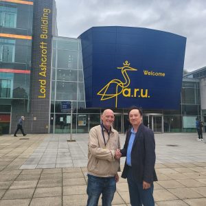 拜訪英國安格利亞魯斯金大學國際合作總監