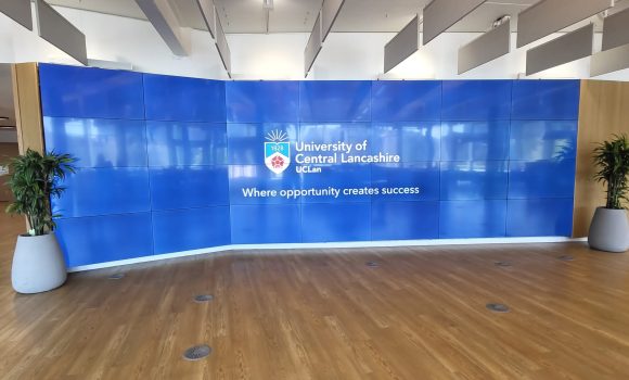 探索英國中央蘭開夏大學的企業管理博士課程