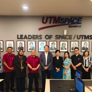 恭喜道格拉斯商學院與馬來西亞理工大學（UTM）簽約儀式圓滿成功