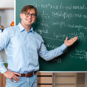 在職專班是什麼呢？道格拉斯商學院